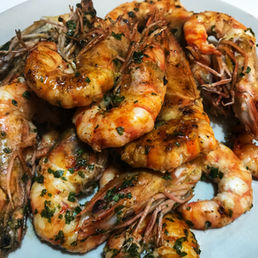 Pan seared Shrimps with lemon and parsley
