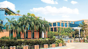 Top 10 Pharmacy Colleges in Bangalore for a Future-Proof Healthcare Career