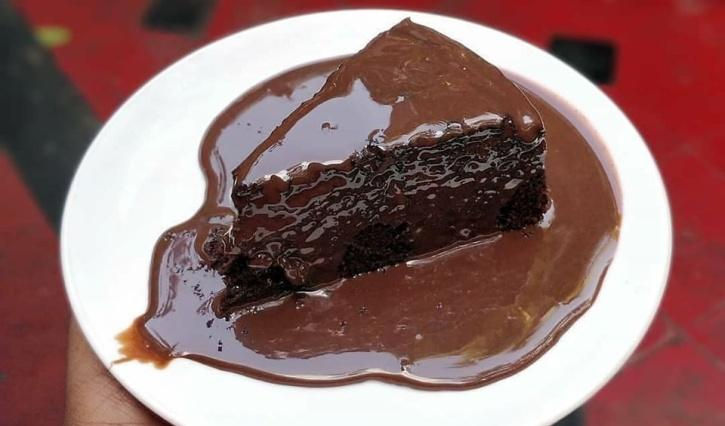 Dyu Art Café – Homemade Chocolate Cake