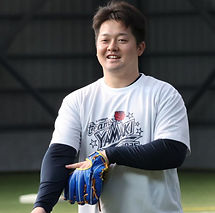 GhD--vfa4AAj6hg.jfif