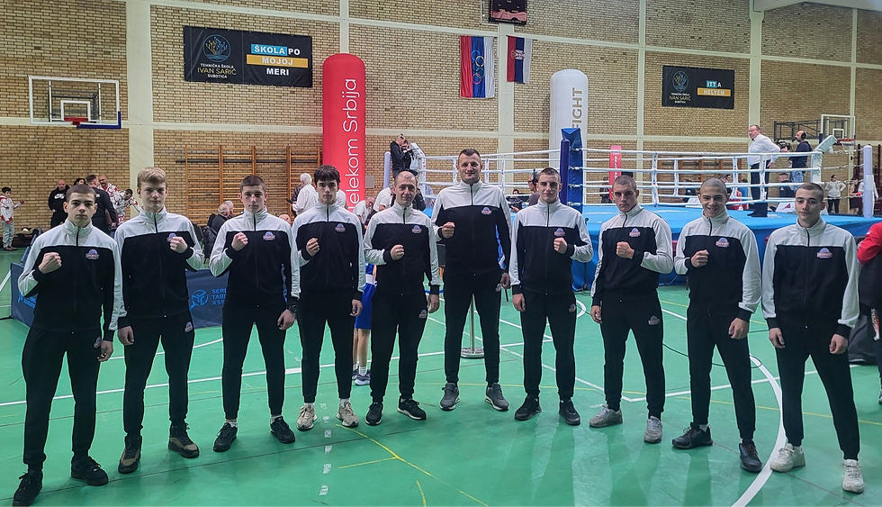 KAD JE TEŠKO ONI SU NAJJAČI: Bokserski klub Grejtest iz Lazarevca osvojio je sedam medalja na prvenstvu države u Subotici