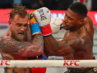 BRUTALNO! Džošua uz nokaut poslao Pola u bolnicu - slomio mu vilicu! (VIDEO) 