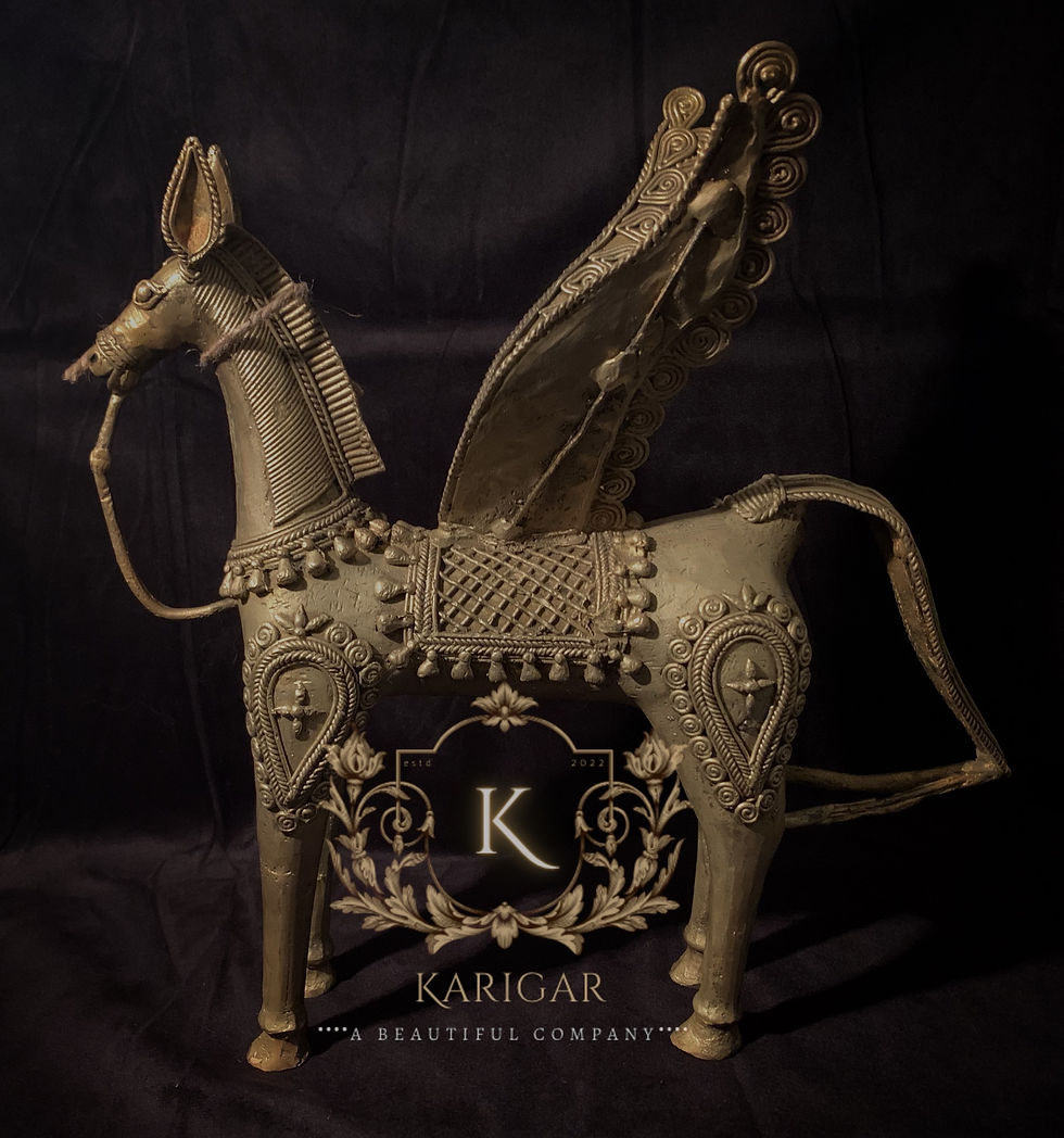 Thumbnail: Golden Winged Horse