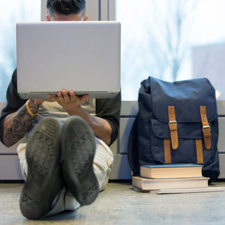 Mochilas escolares con muchos compartimentos