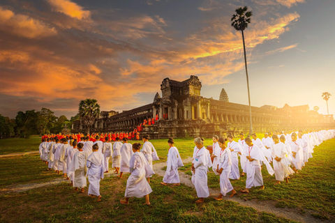 Cambodia Travel with Local Guide.jpg