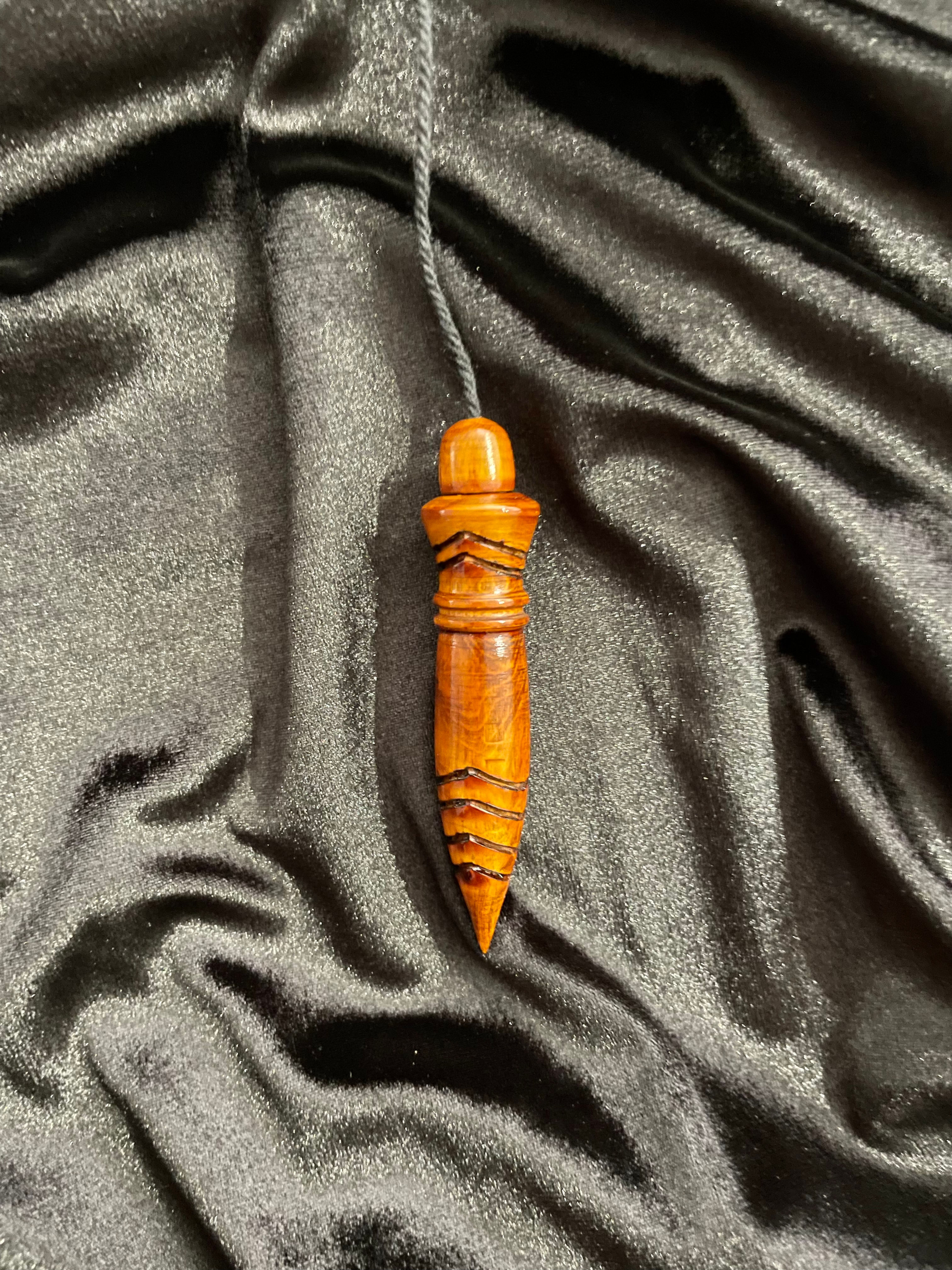 Pendule de Thot : Bois de Buis Plombé
