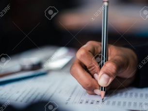 El estrés de los alumnos haciendo exámenes