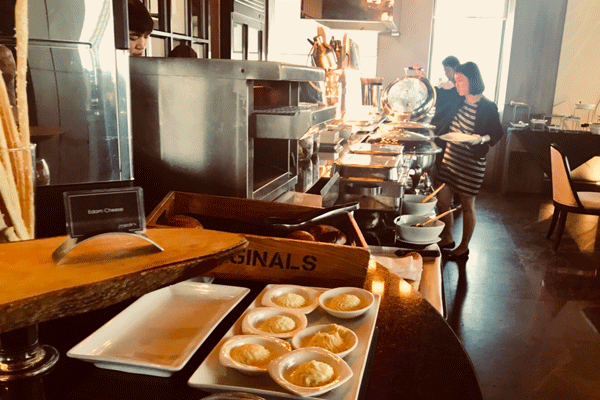 まだまだだ・・・食べるよー！