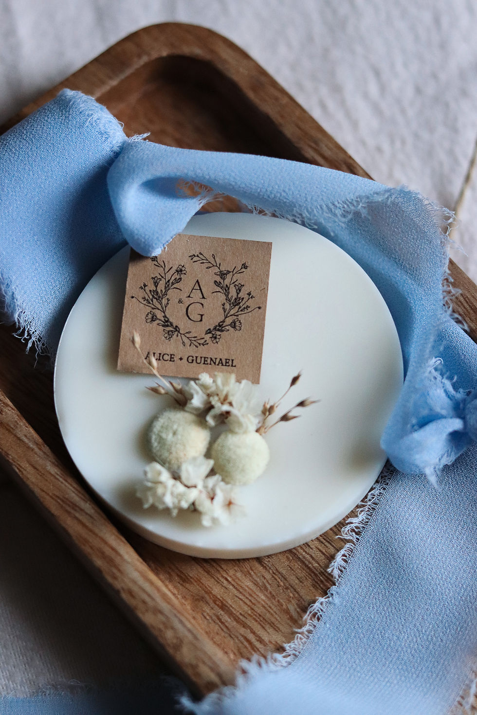 Miniature : Palet botanique parfumé – Cadeau invité élégant – Inspiration Bridgerton