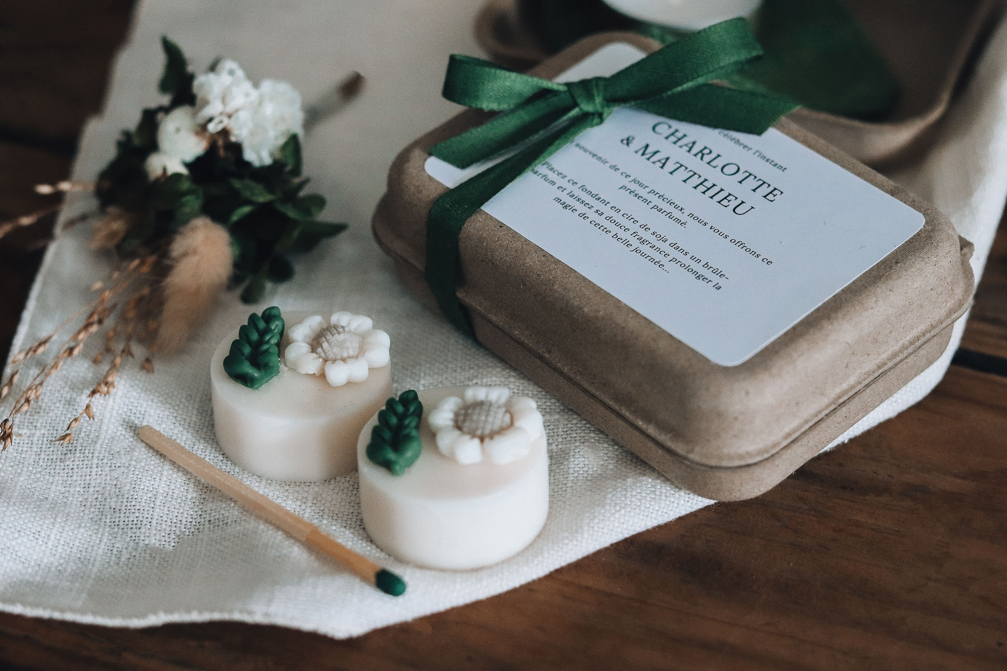 Cadeaux invités Cadeau invités personnalisé | Petite boîte parfumée fondant et b