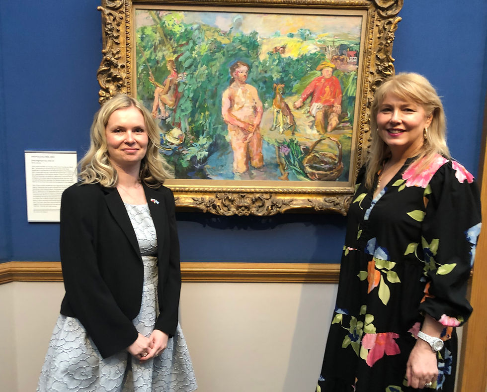 Honorary Consul of the Czech Republic Veronika Macleod and Deputy Lord Provost of Edinburgh Lezley Marion Cameron