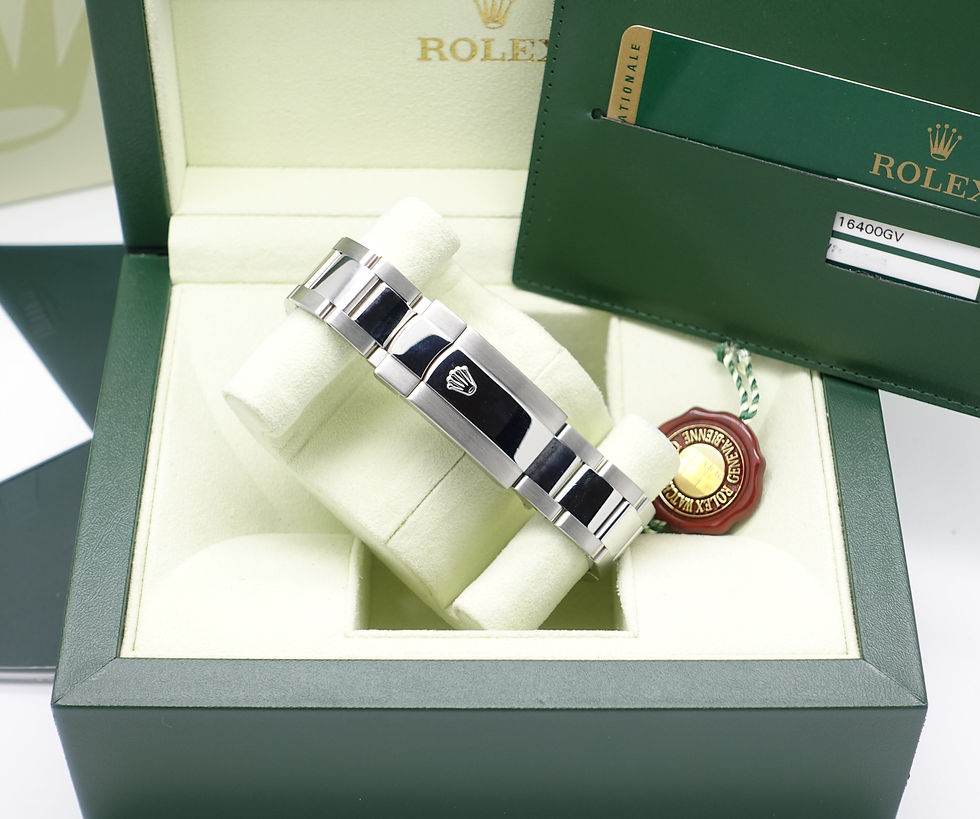 Thumbnail: Gents Stainless Steel Rolex Milgauss 116400GV Complete With Box & Papers 2010