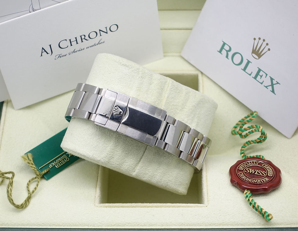 Thumbnail: NOS Factory Sealed Rolex Oyster Perpetual Cosmograph Daytona 116520 With B & P