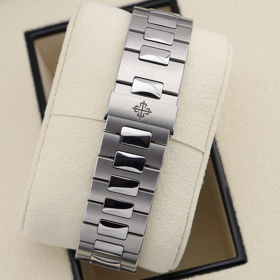 Thumbnail: Unworn Gents Stainless Steel Patek Philippe 5726/1A-014 Complete 2021 Blue Dial