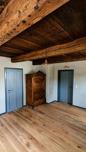 Freigelegte Holzdecke