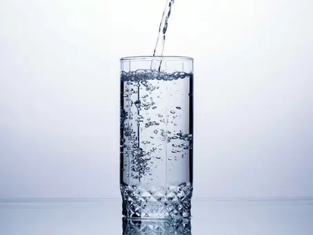 Sinais de desidratação: como identificar e prevenir o problema