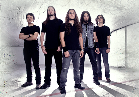 Survael, primer álbum y presentación en Madrid