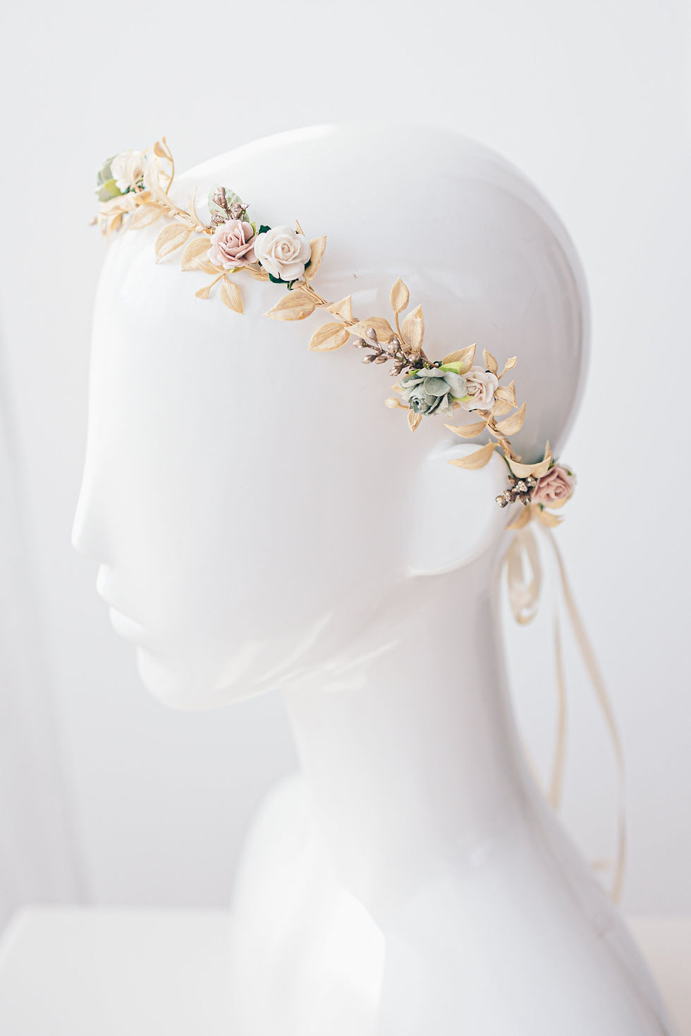 Miniaturbild: Hochzeit Blumenkranz Braut Haarschmuck Haarkranz mit Blumen, Beeren, Schleierkr