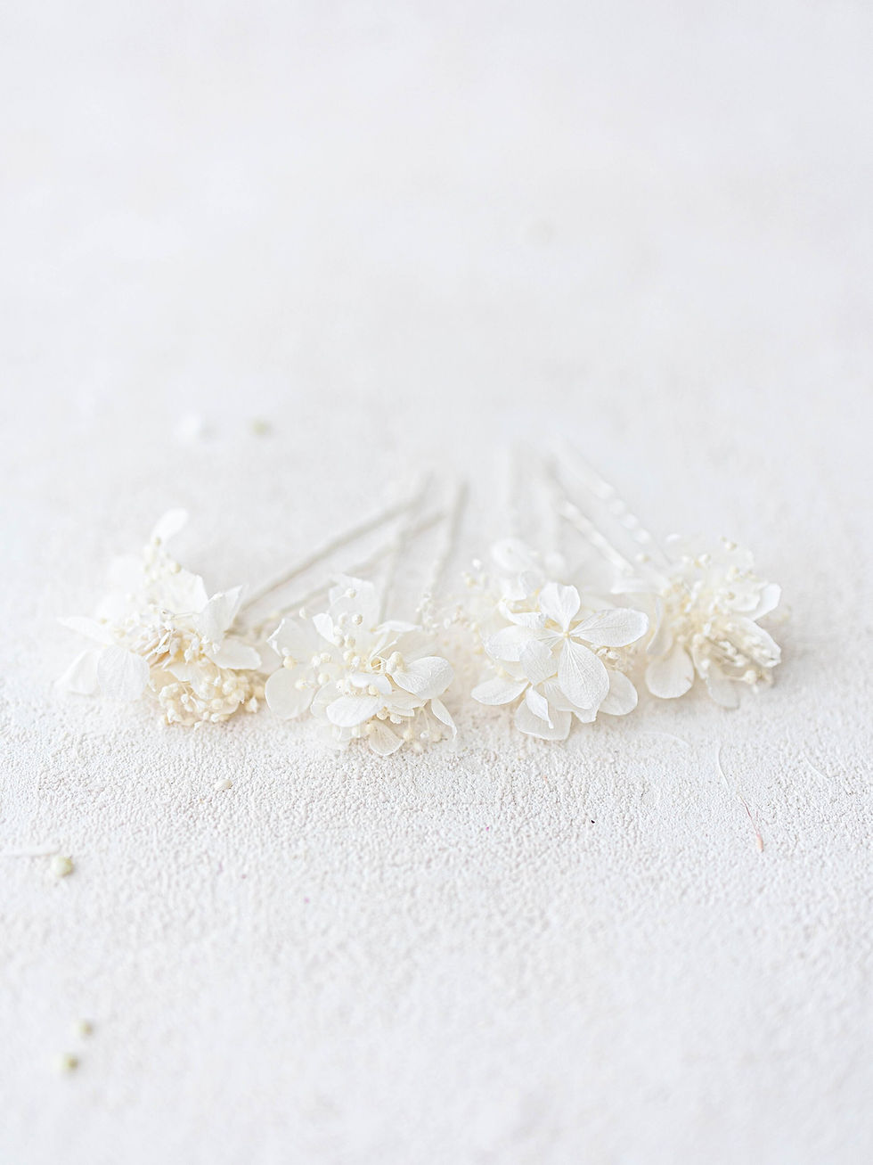 Miniaturbild: Braut Haarschmuck Haarblumen mit Hortensien und Schleierkraut. Haarnadel mit Bl