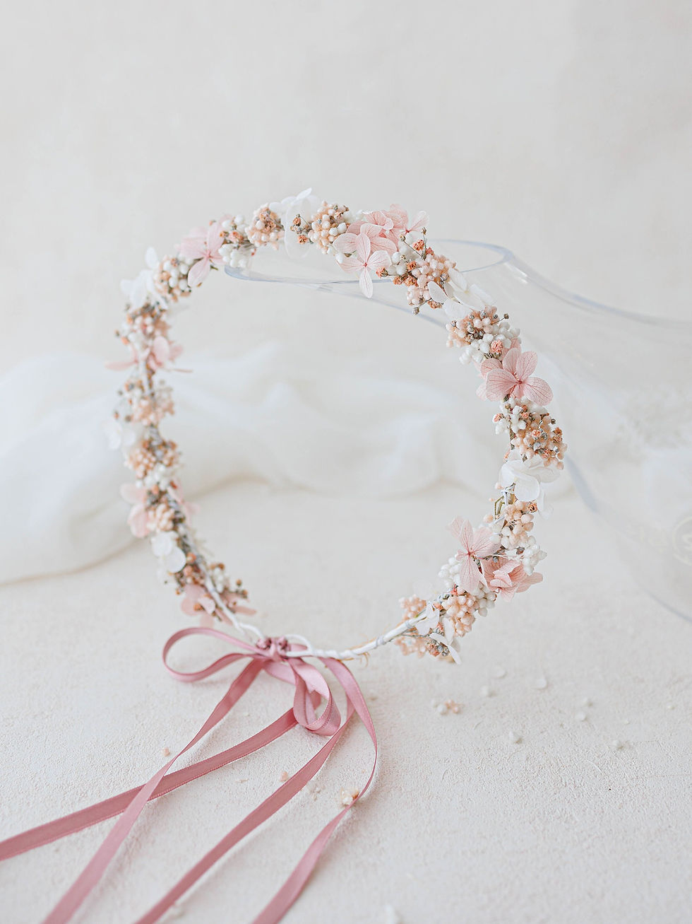 Miniaturbild: Trockenblumen Haarkranz in blush pink. Braut Blumenkranz mit Schleierkraut und 