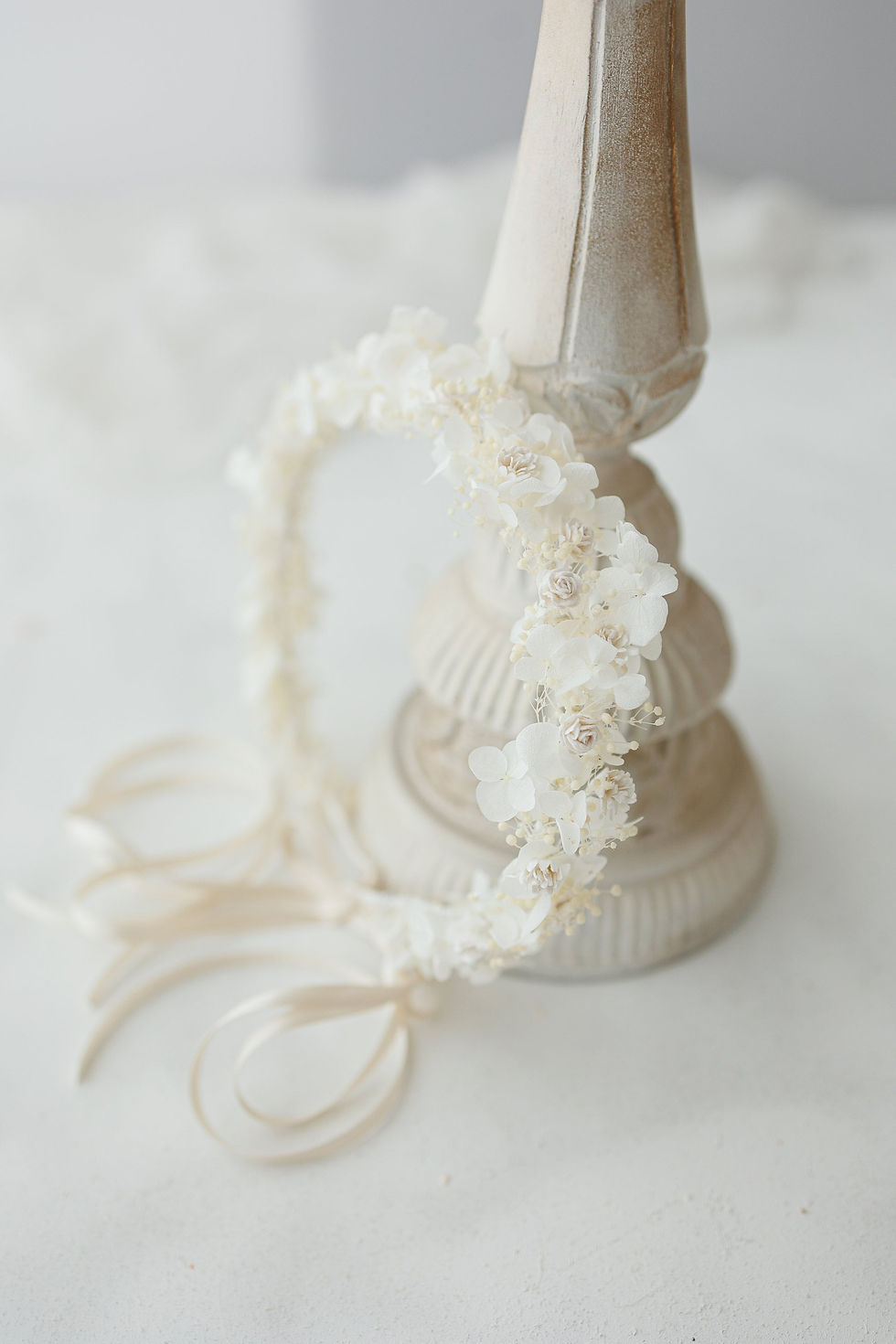 Miniaturbild: Trockenblumen Haarkranz. Braut Blumenkranz mit Schleierkraut und Hortensien. Bo