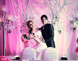 bodas con flores y decoracion rosa