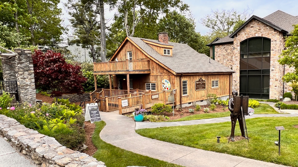 The beautiful place of Edgewood Cottage