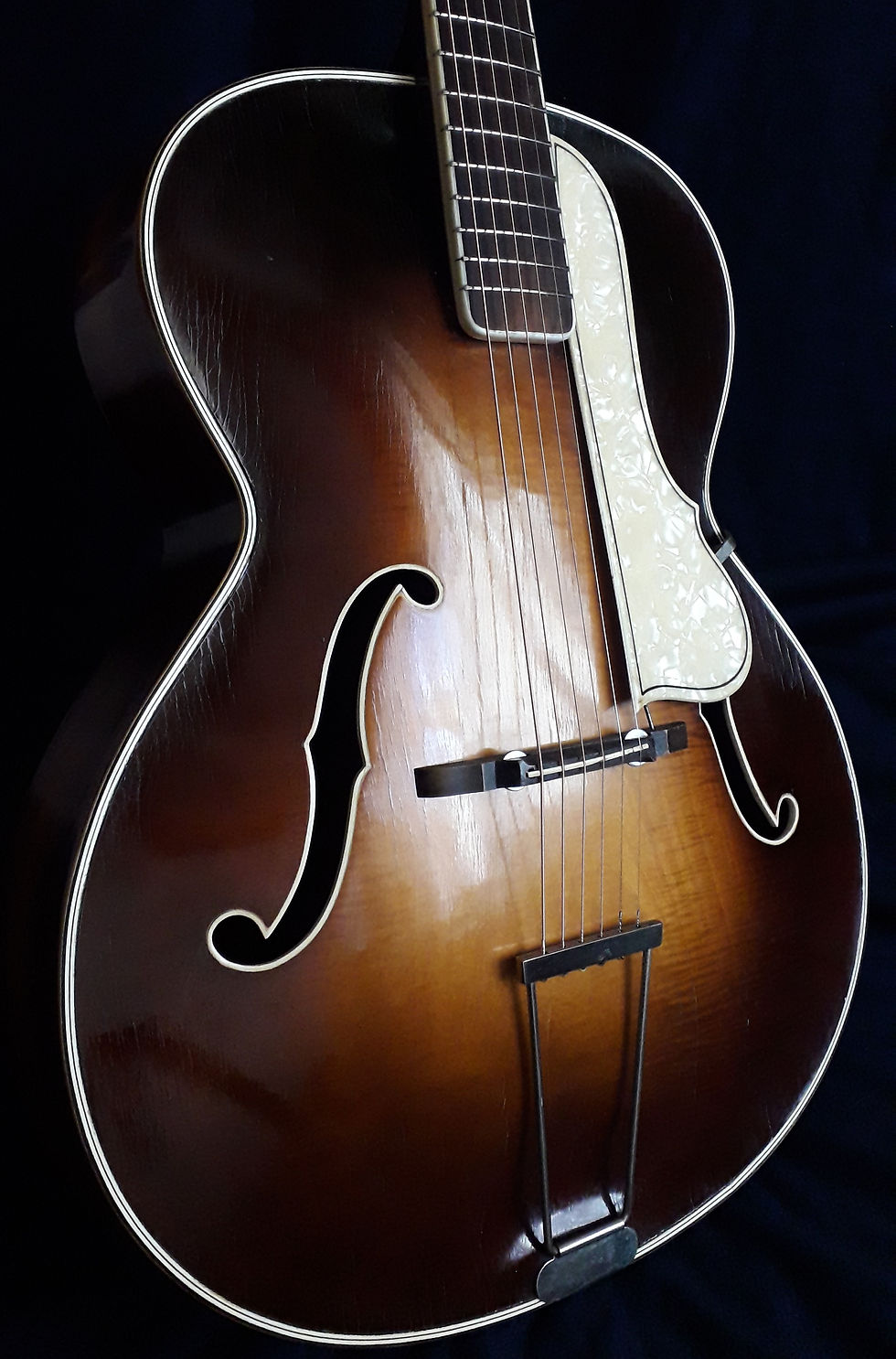 Thumbnail: Hofner 456 model (1952)