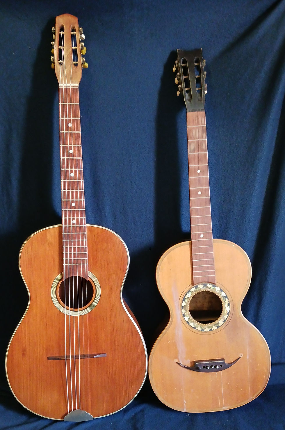 Miniature : "Di Mauro" 4/4 guitar (1950s) Manouche