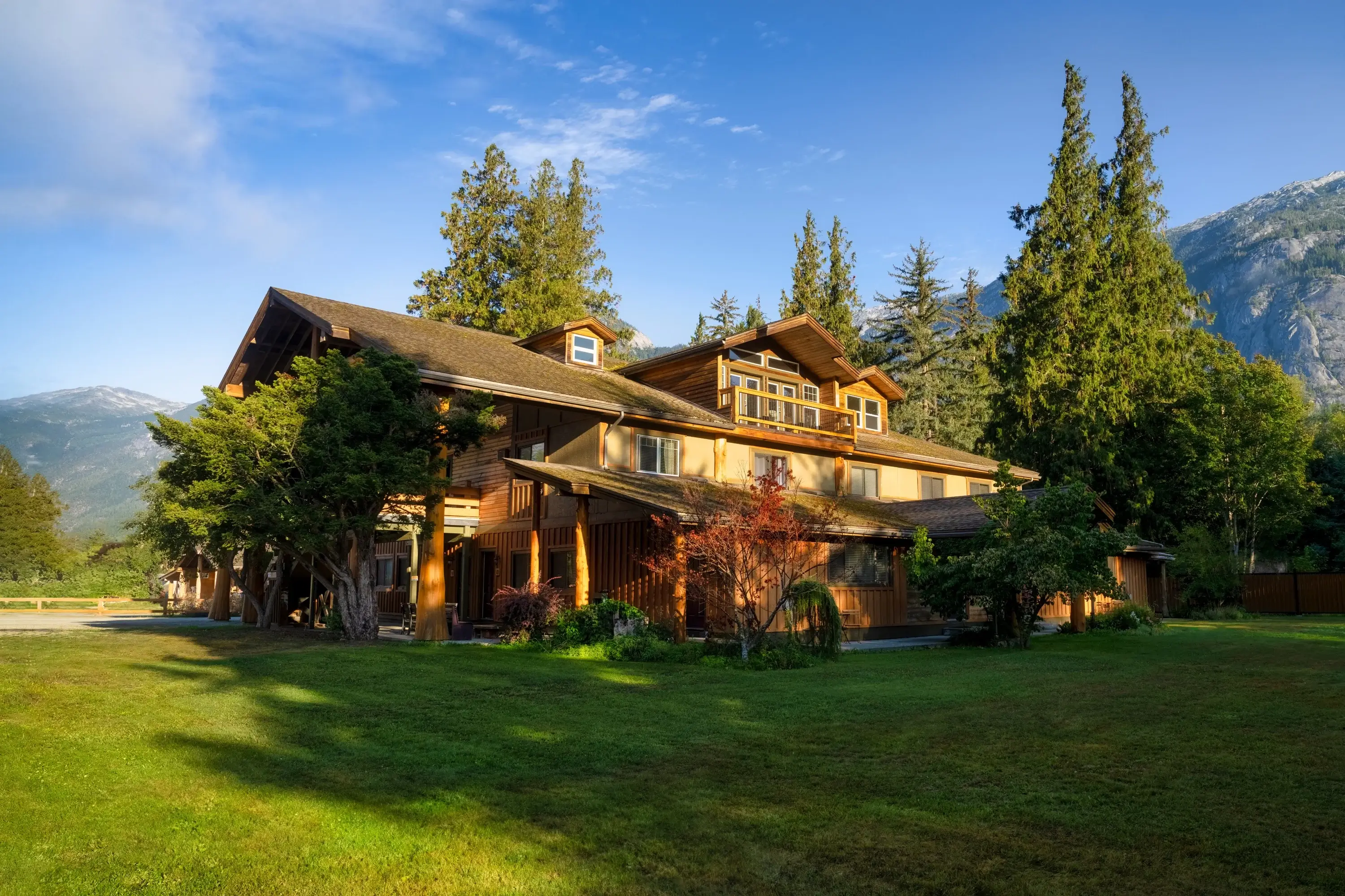 Bella Coola Mountain Lodge