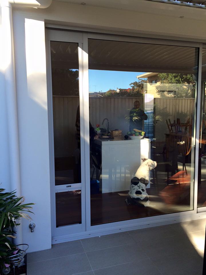 Patio Pet Door Inserts for Sliding Doors, Fully Lockable,Fast Delivery