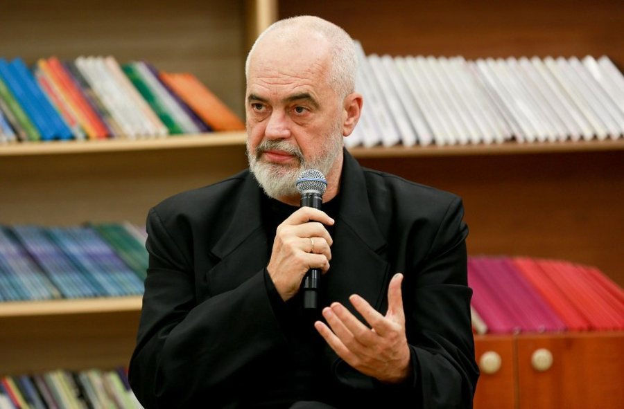 Qeveria hap 'thesin' për festat e fundvitit, kategoritë që përfitojnë bonus 150 euro