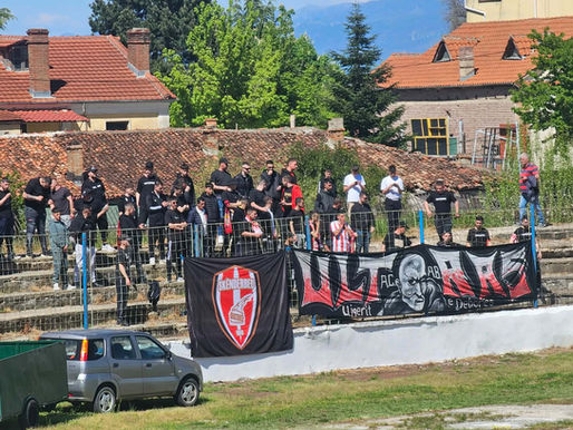 Tensione, përplasje dhe spektakël: Derbi juglindor në flakë. Analizë nga Redi Dandallaku
