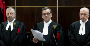 Gjykata e Lartë ndryshon rregullat për “arrestin në burg”