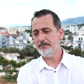 Tensione jashtë “BBVIP”: Babai i Selinës sulmon Mirin, reagon edhe bashkëshortja e tij