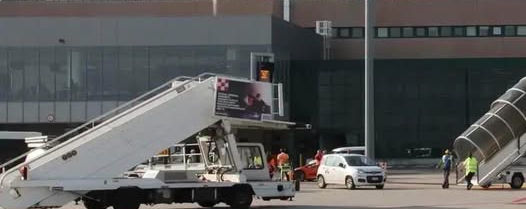 Traveling from Tirana to Italy, 85-year-old Albanian man dies on plane