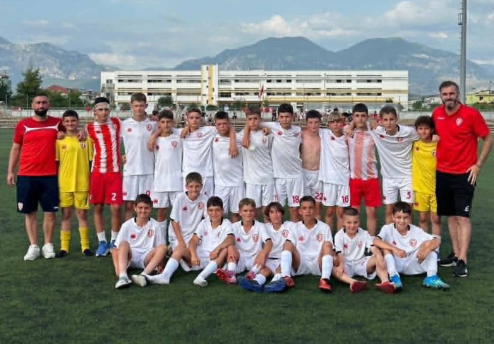 Skënderbeu U-13 / 3rd place in Albania for these “Wolves”. Well done boys!