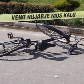 E rëndë pranë Dishnicës, automjeti aksidenton një biçiklist