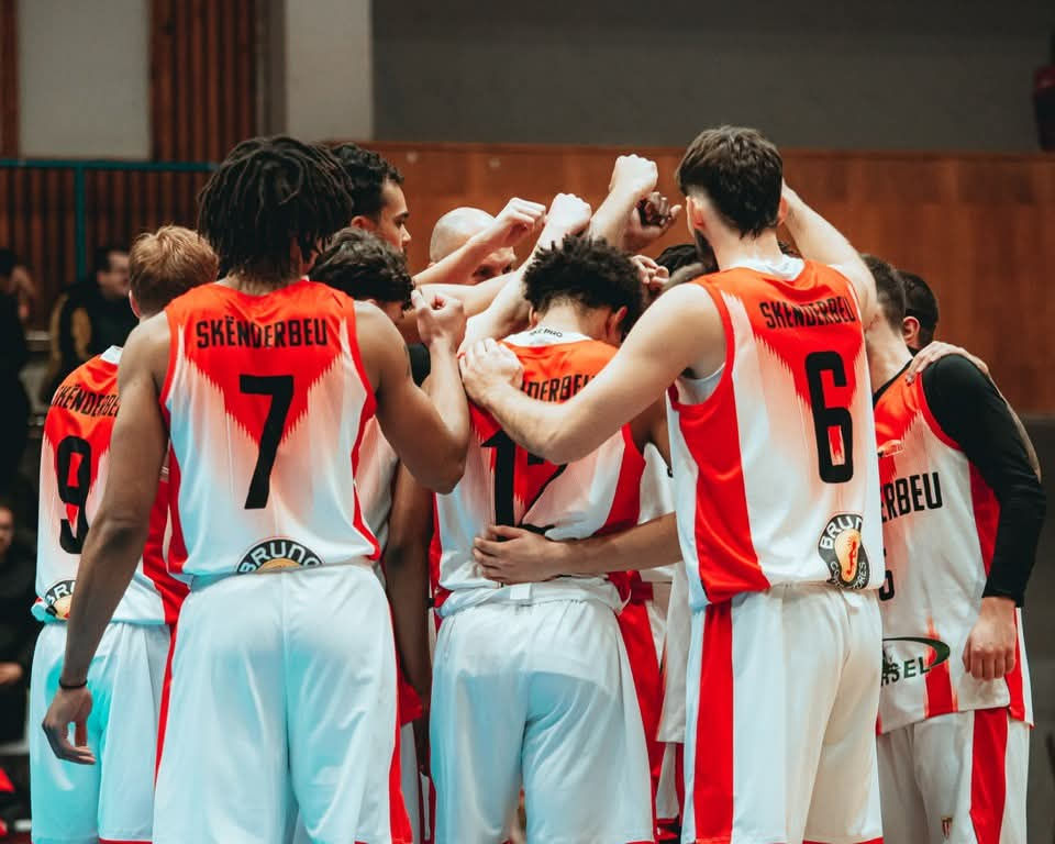 Skënderbeu ndalet nga Vllaznia, sytë nga sfida me Teutën