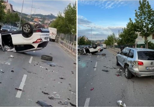 Moments of panic / Vehicle goes off the road and overturns, two people injured