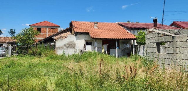 Tragjike në Sheqeras, gruaja gjendet pa shenja jete në shtëpi