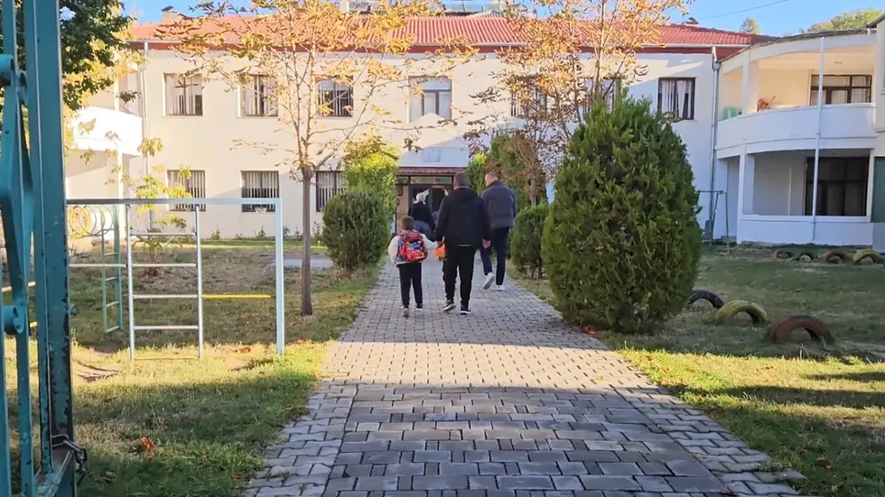 Dyshime për helmim në kopshtin e Korçës, dalin rezultatet e analizave të ushqimeve dhe ujit