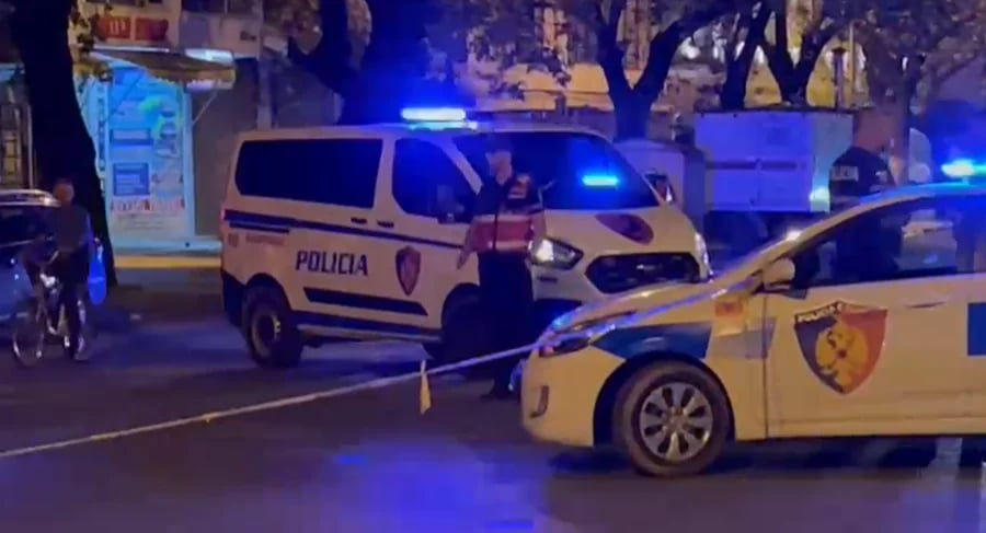 Aksident i rëndë në vend/ Tre adoleshentë përplasen me motorë elektrikë, dy në gjendje të rëndë