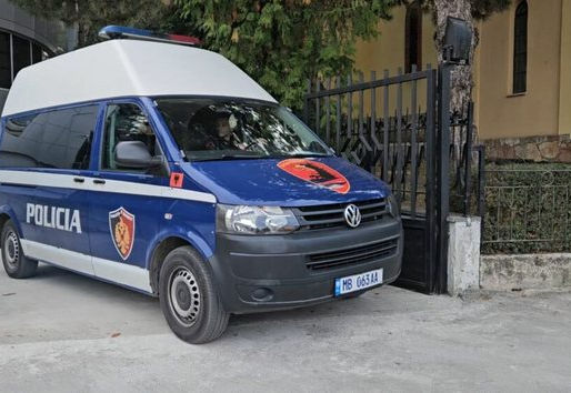 Korçë Police in the field with the “Shqiponjat” unit: What was found inside the bar-café