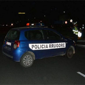 Lajmi i fundit: Përplasje e rëndë mes dy automjeteve, një i vd*kur dhe një i pl*gosur