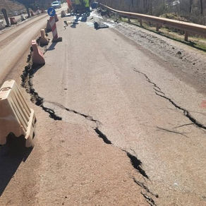 Urgjent/ ARRSH dhe Policia ndalojnë trafikun, ndërpritet qarkullimi për shkak të rrëshqitjeve