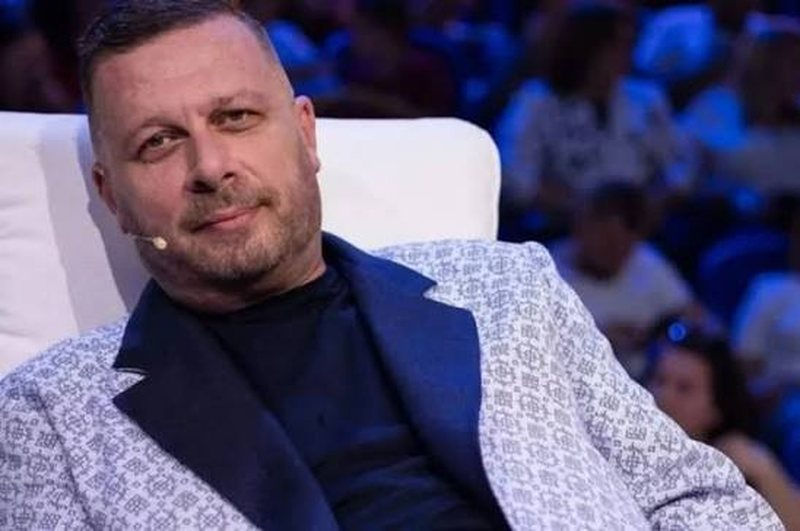 Publikohet deklarata në polici e këngëtarit që u shfaq në videon intime me Adi Hilën