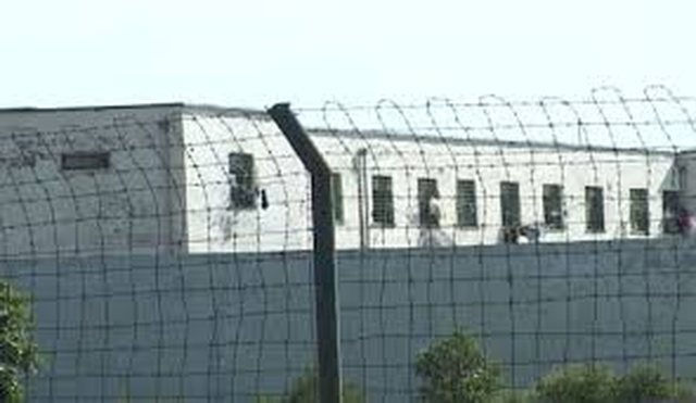 EMRAT/ “Furtunë” në burgje, ndërrohen drejtorët e IEVP dhe shefat e policisë