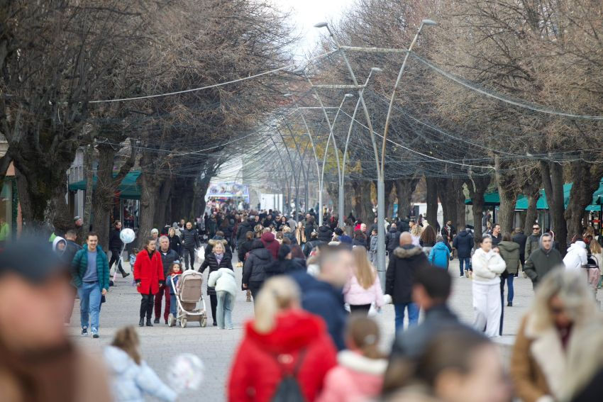 Korça is filled to capacity with tourists and visitors for the year-end holidays, with hotel capacities fully booked