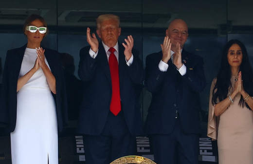 Krah Melanisë dhe Infantinos, Trump ndjek nga afër finalen e Kupës së Botës për Klube, duelin "Chelsea- PSG"
